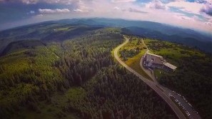 Nationalpark-Hotel-Schliffkopf - Luftaufnahme Luftaufnahme des Nationalpark-Hotel Schliffkopf, Baden-Württemberg, Schliffkopf-Baiersbronn und der Schwarzwaldlandschaft.