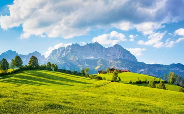 Wellness in Tirol | Austria Wellness vacation with view of the mountains in Tirol