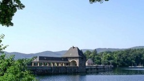 Wellnessferien in Hessen genießen Wellnessferien neben Sehenswürdigkeiten in Hessen genießen