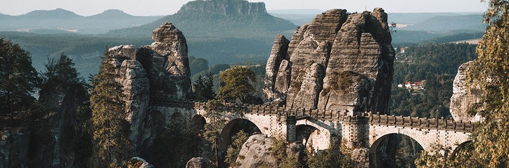 Sachsen-alex-azabache-i7p1mUQzr1Y Sachsen - Elbsandsteingebirge - Blick auf die Bastei | Ausflugsziele - Wellness in Sachsen