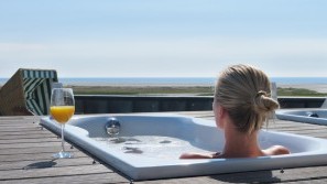 Thalassotherapy directly by the sea - Ambassador Hotel & Spa Discover the power of the sea with Thalasso - Ambassador Hotel & Spa