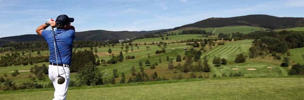 Aktiv und Fit mit Golfen Golf spielen im Wellnessurlaub